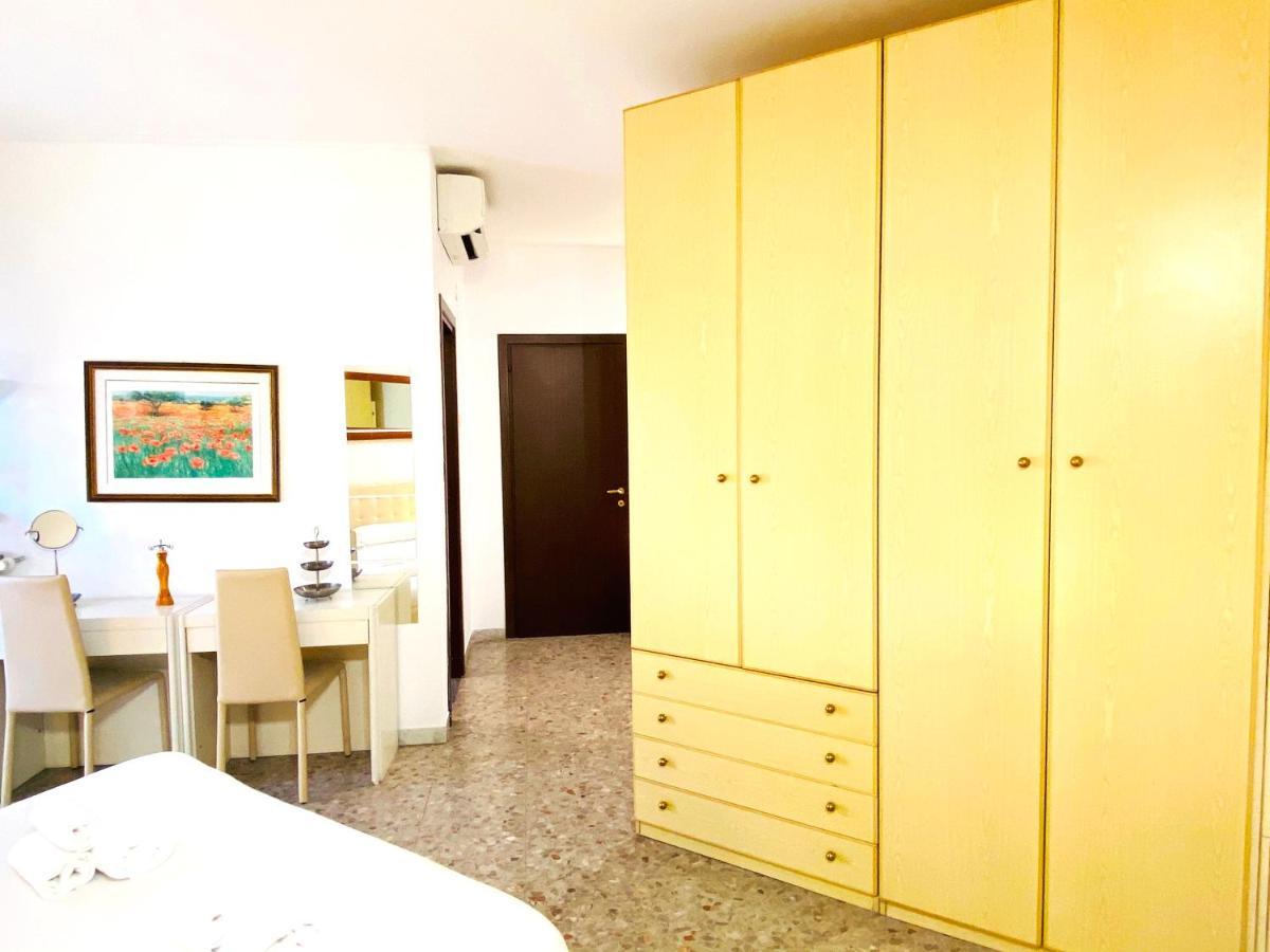 Piazza Meucci Apartman Róma Kültér fotó